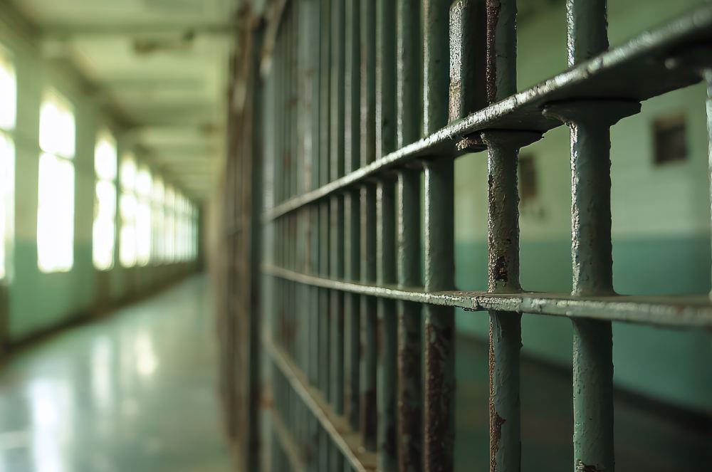 Advogado Tiago Juvêncio Consegue Revogação de Prisão Preventiva em Caso de Assalto a Correios