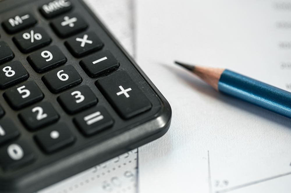 Governo antecipa restituição do IR para conter desaceleração do PIB